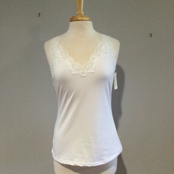 Cinema Etoile Lace Trimmed White Sleeveless V-Neck Tank Size M NWT - Picture 1 of 14